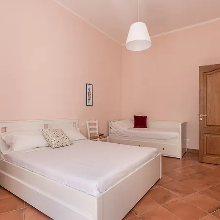 Il Cortile Degli Aragonesi By Wonderful Italy Appartamento *
