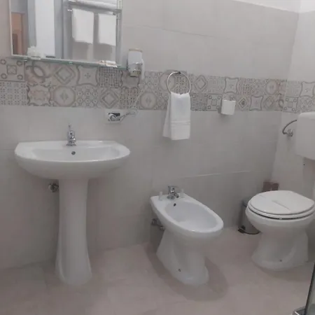 Lamphotel Militello