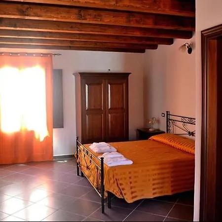 Loggia Del Gattopardo Alojamento de Acomodação e Pequeno-almoço 2*