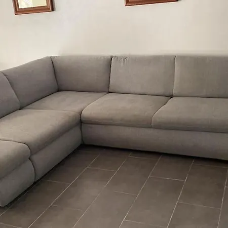 Finc House *