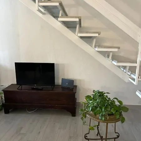 Mia Mondello, 200m To Beach, Private Parking