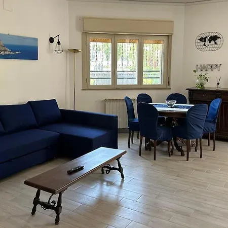 Mia Mondello, 200m To Beach, Private Parking Villa Palermo