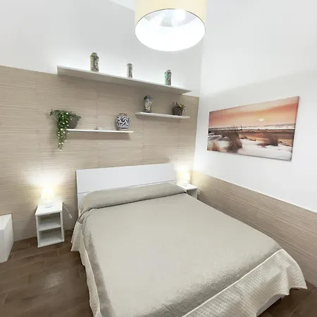 Cathedral Apartment *