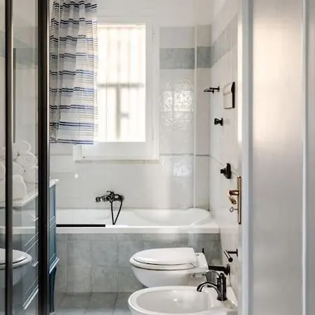 Apartment Al Qanat Di Notarbartolo Palermo