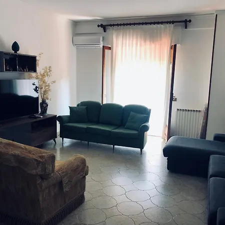 Apartment La Casa Di Lalla Vicino Mondello