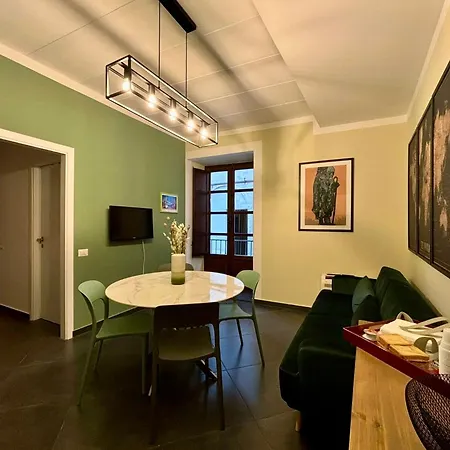 Appartamento La Residenza Dell' Alloro *