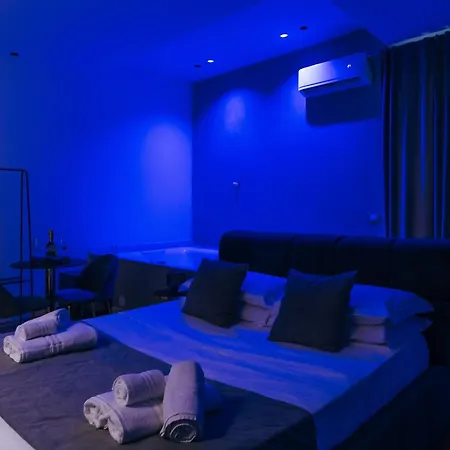 Four Luxury