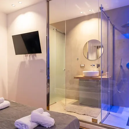 Affittacamere Four Luxury Palermo