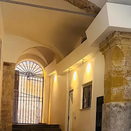 Апартаменты La Casetta Paterno “nel Cuore Pulsante Di Palermo” Палермо