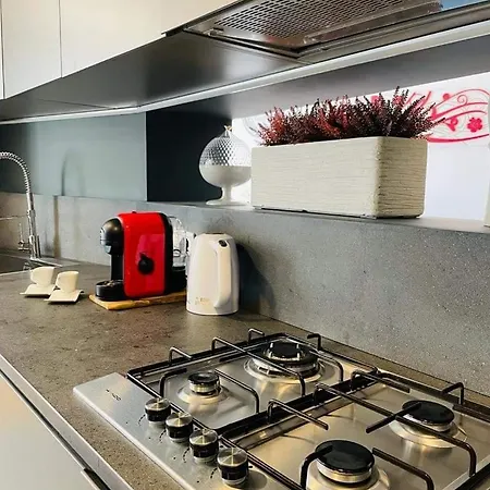 Alessi Design Tra Centro E Mare