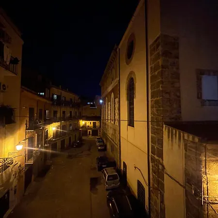 Calderai Centro Storico Appartamento