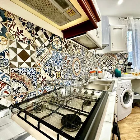 Md Coral Bahlara Apartment *