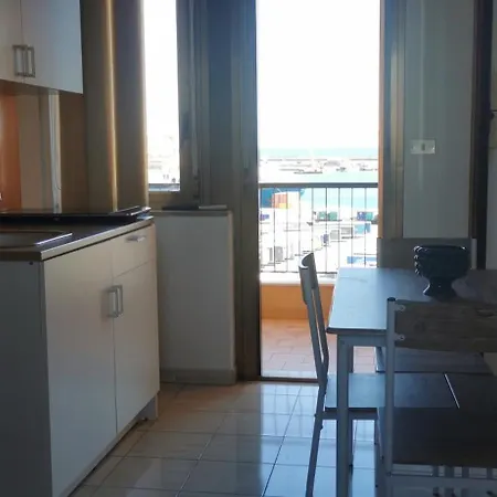 Port Side Elegance Guest house