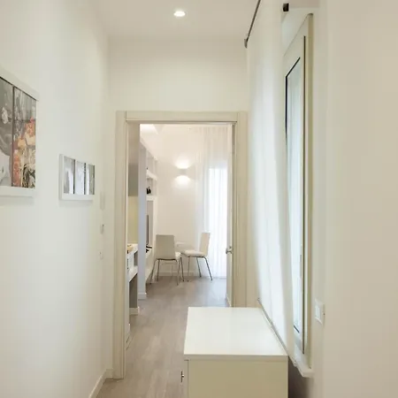 Ai Leoni Apartment