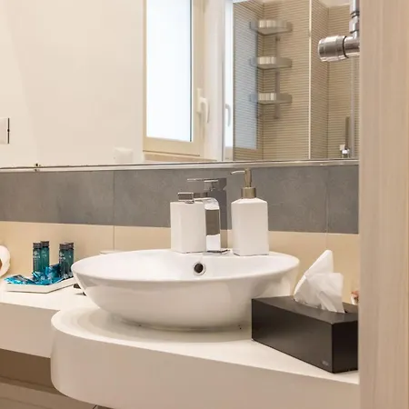 Ai Leoni Apartment