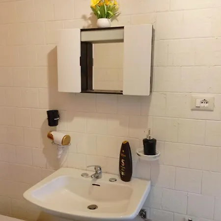 Apartment Di Nick Station *