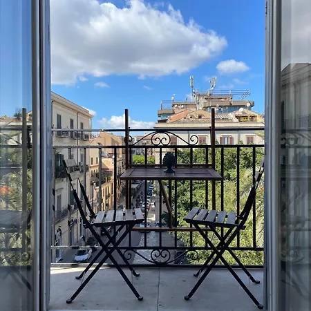 Διαμέρισμα Orlando_a Center Sicilian Treat