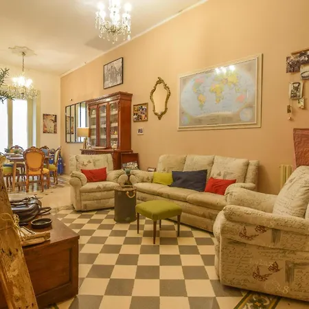 Apartment 2 Bedroom Awesome In