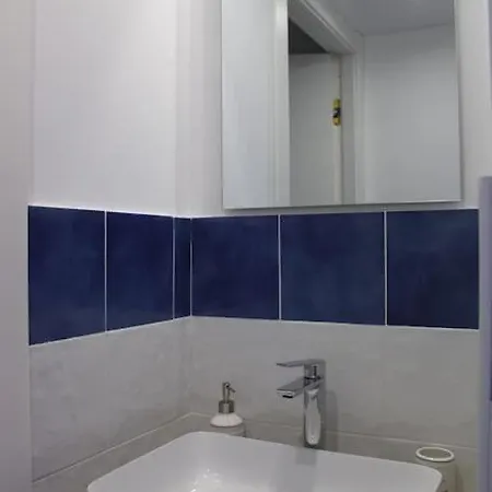 Apartment Dimora Dei Cartari