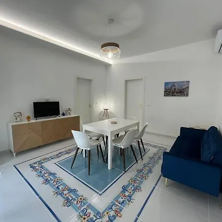 Dimora Dei Cartari Apartment *
