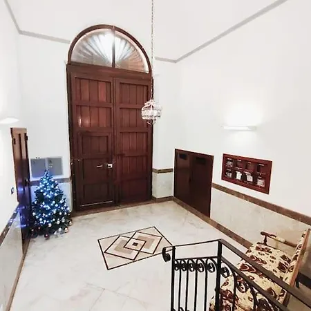 La Mansarda Di Gabriella Al Politeama Apartment *
