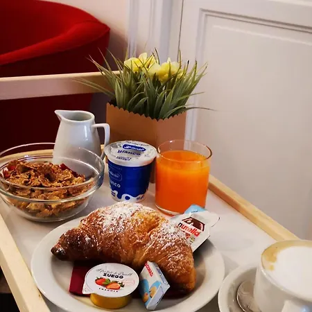 Liberty Palace Alojamento de Acomodação e Pequeno-almoço 3*