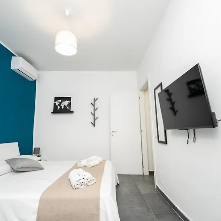 Modern House Orleans *