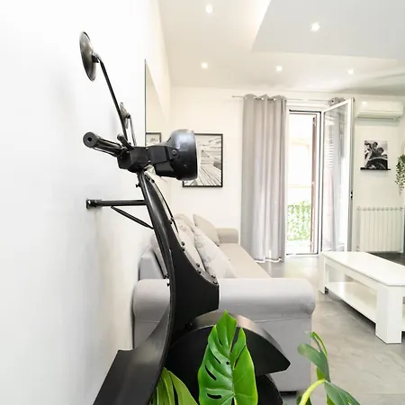 Modern House Orleans Apartment