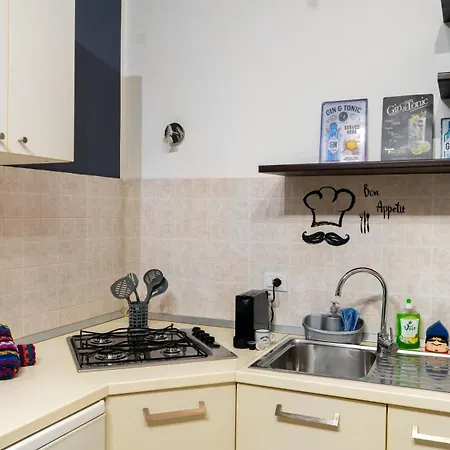 Apartment La Casetta Di Ale - By Beb Italy -