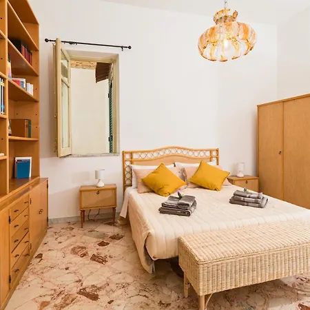 Apartment - - Sferracavallo Sul Mare *