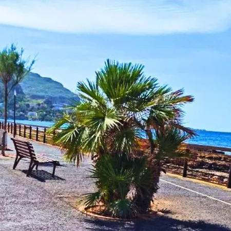 - - Sferracavallo Sul Mare Apartment *