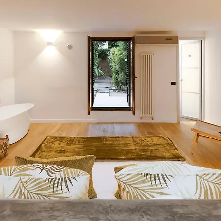Apartment Torrearsa Luxury Garden -