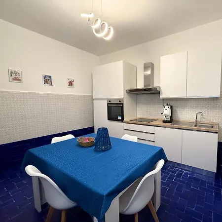 Dantes House Apartment *