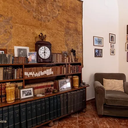 Guest house Center