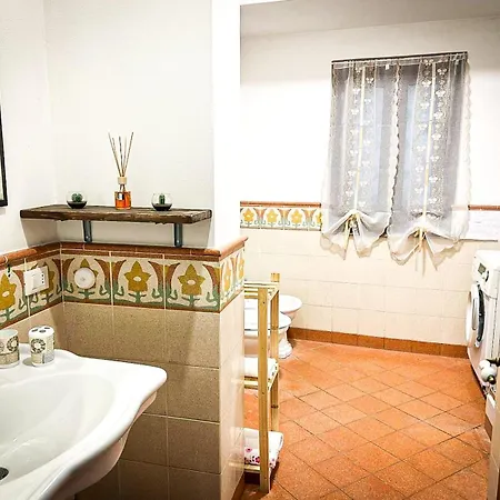 Sikelia Bed & Breakfast *