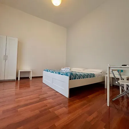Castelnuovo #politeama Guest house *