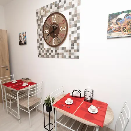 Central 128l Guest house