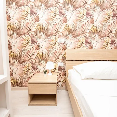 Central 128l Guest house *