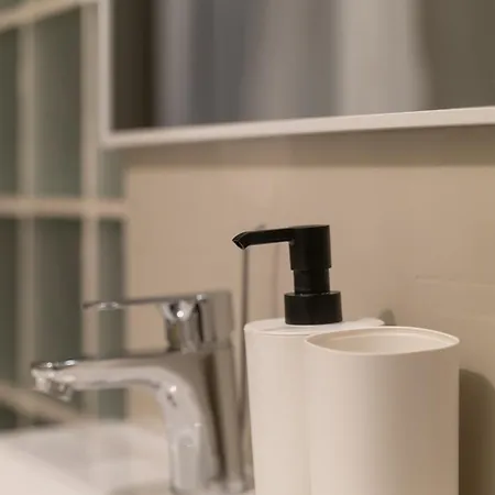 Apartment Rivoluzione9 *