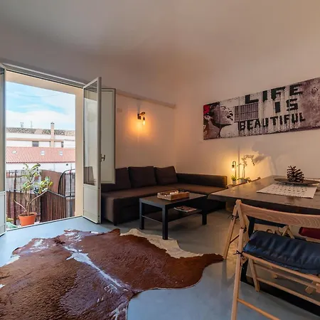 Rivoluzione9 Apartment