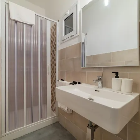 Apartment Rivoluzione9 *