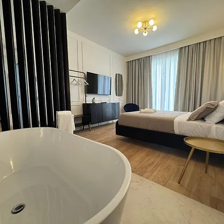Politeama's - Luxury