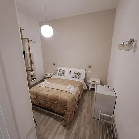 Bed & Breakfast Bedroom La Stazione *