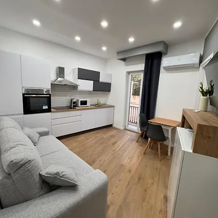 Vakantiehuis Domus Ad Max- La Casa Nel Cuore Di *