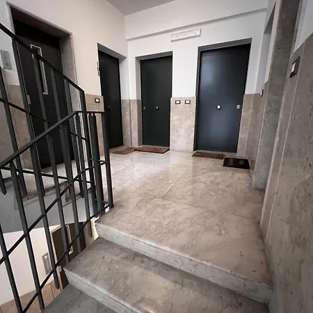 Lux In Historical Center Of * Palermo