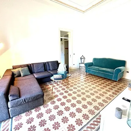Apartment Matteotti Living And Garden Palermo