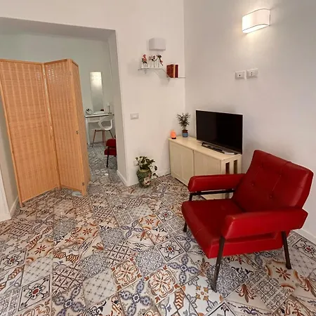 Elvira Flat,via Dante,near Lolli Station *