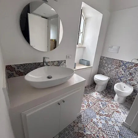 Apartment Elvira Flat,via Dante,near Lolli Station Palermo