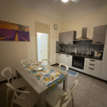 Casa Marchese ,vacanze In Centro -by Rentalbeb Italy-
