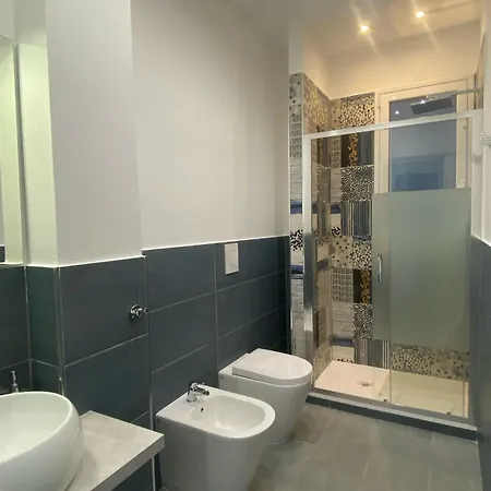La Casa Di Fraemily , Palermo Guest house